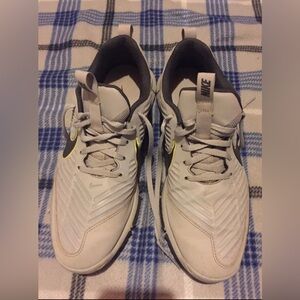 Men’s Nike Golf Shoes - Size 9.5